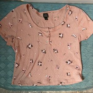 Pink crop top lightly used